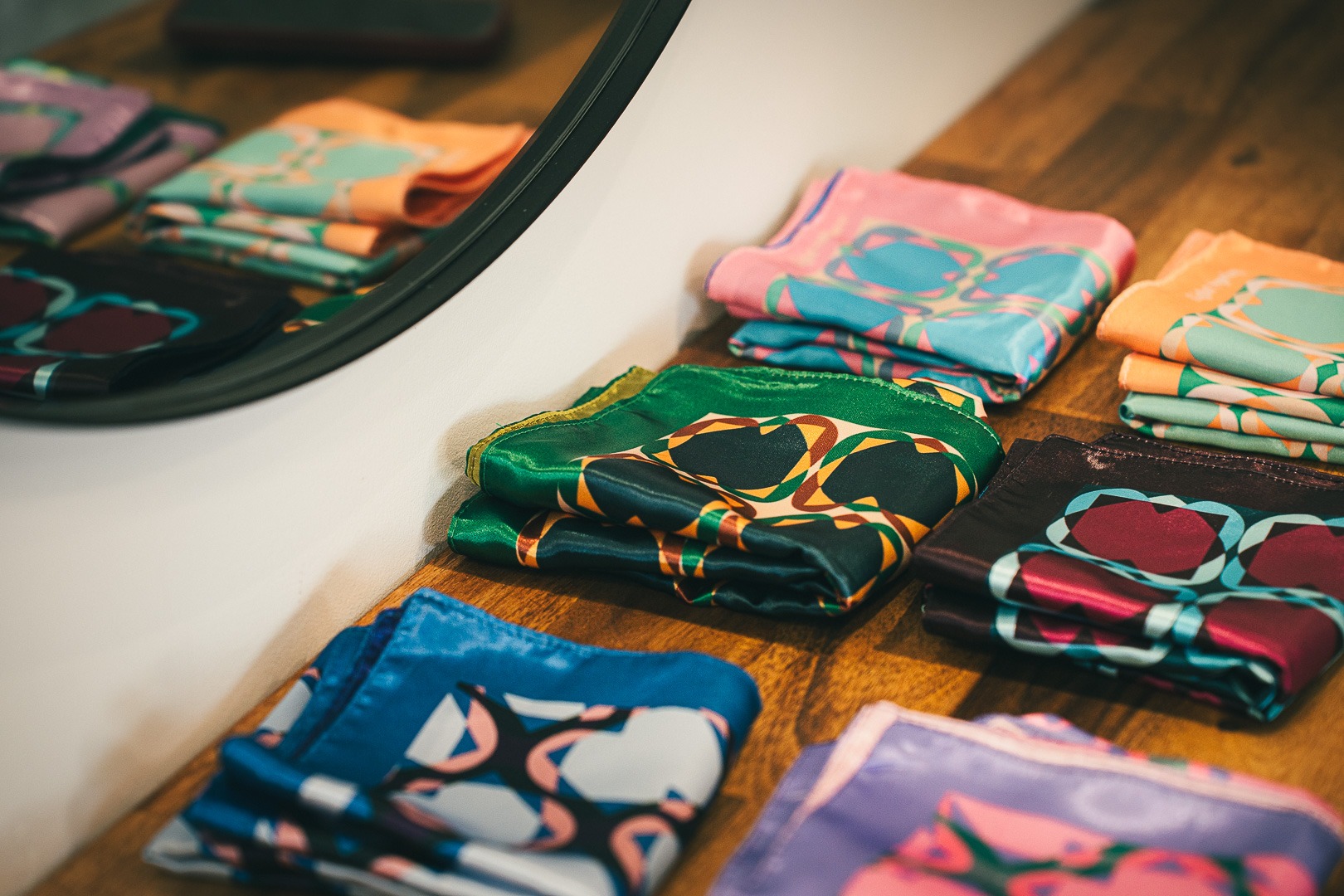 Foulards colorés — coaching image Morbihan